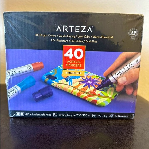 Arteza Acrylic Paint Markers, Set of 40 - w/Replaceable Round and Chisel Nibs - Picture 1 of 4